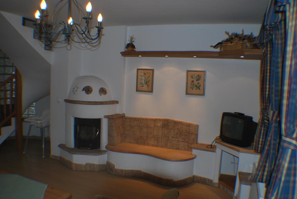 Rozália Vendégház Villa Sarrod Habitación foto